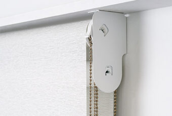 ACMEDA SLIMLINE DAY NIGHT ROLLER BRACKET TOP FRONT