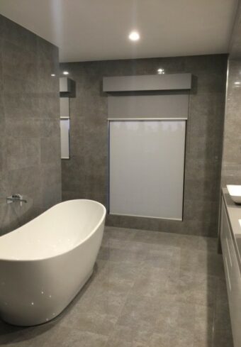 DOUBLE ROLLER BLINDS + BONDED FABRIC PELMET EPPING BATHROOM