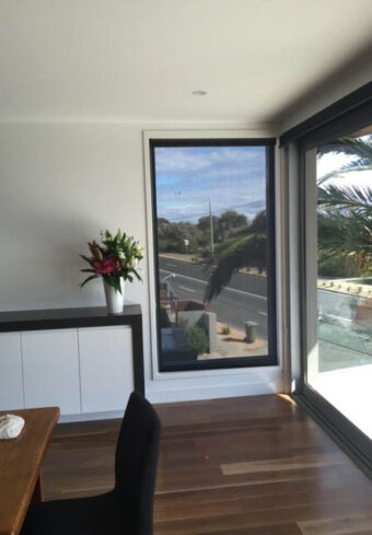 SUNSCREEN ROLLER BLINDS IN CHARCOAL