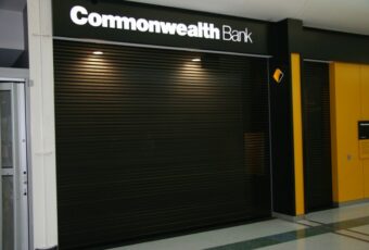 commercial-roller-shutters-cba-50mm extruded aluminium 1