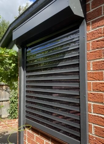 easyview-alfresco-roller-shutter-1