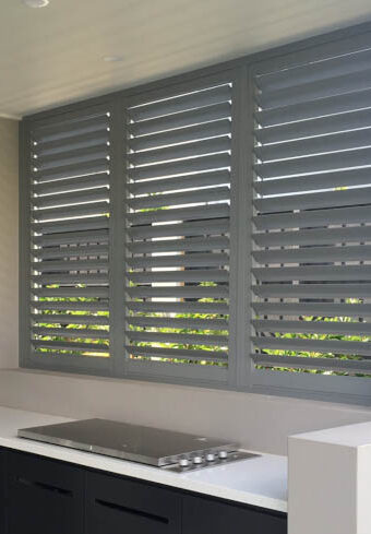 external_shutter_vueline silver