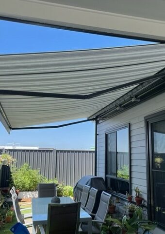 folding-arm-awnings-gallery (41)