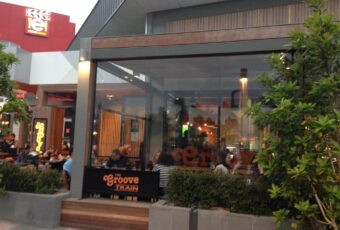 pvc ziptrak blinds groove train epping 2 (1)