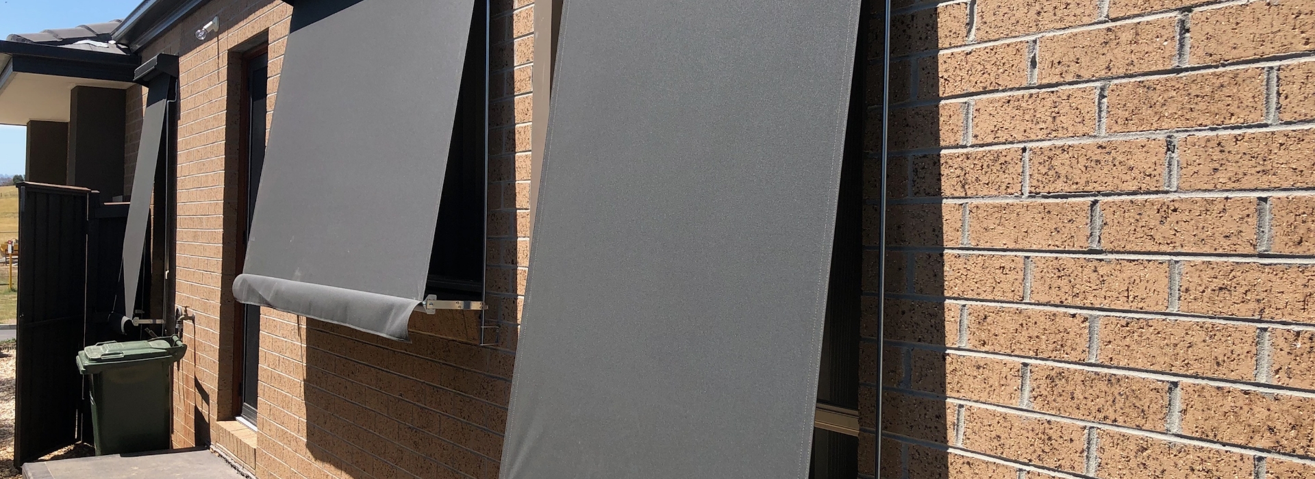 traditional-automatic-awnings-banner
