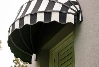 Dutch-Hoods_blac and white stripes