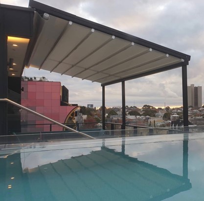 Retractable Roof System