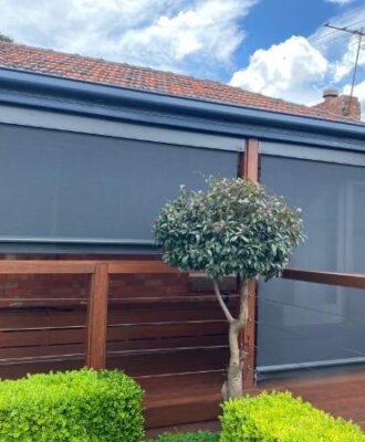 eshade awnings straight drop crank op in patio + double sided dog clips 3 (1)