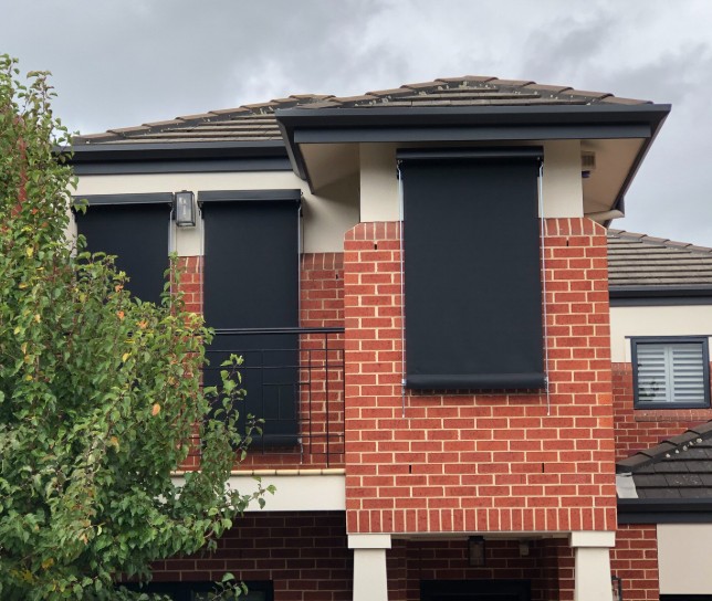 Traditional / Automatic Awnings