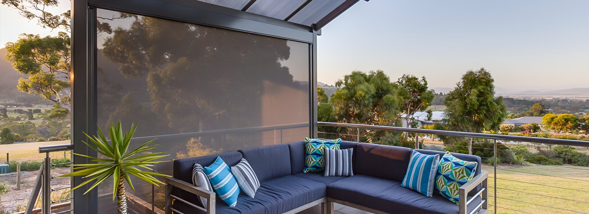 ZipTrak-Outdoor-Alfresco-Header (1) (1) (1)