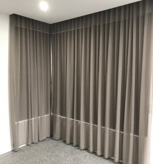 wave fold display sheer curtain (2)