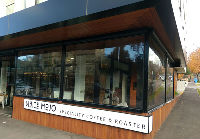 COMMERCIAL-CAFE-PVC-BLINDS