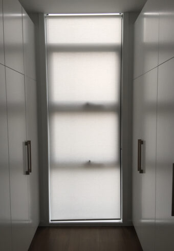 LIGHT FILTER ROLLER BLINDS