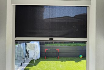 ezip white with 99_ mesh murumbeena