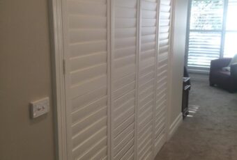 BI FOLDING PLANATION SHUTTERS BALWYN 2