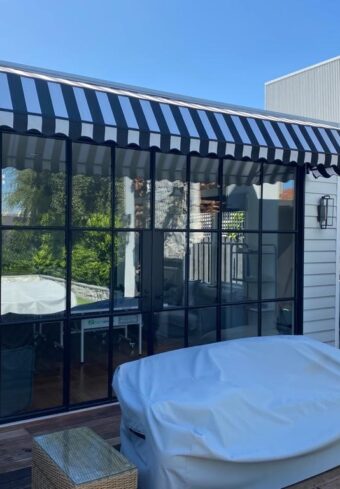 CUSTOM 5M DUTCH HOOD BLACK & WHITE CANVAS