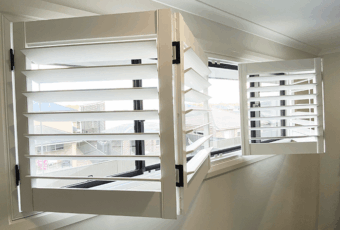double hinged no tracks-Bifolded-Configuration-plantation shutter