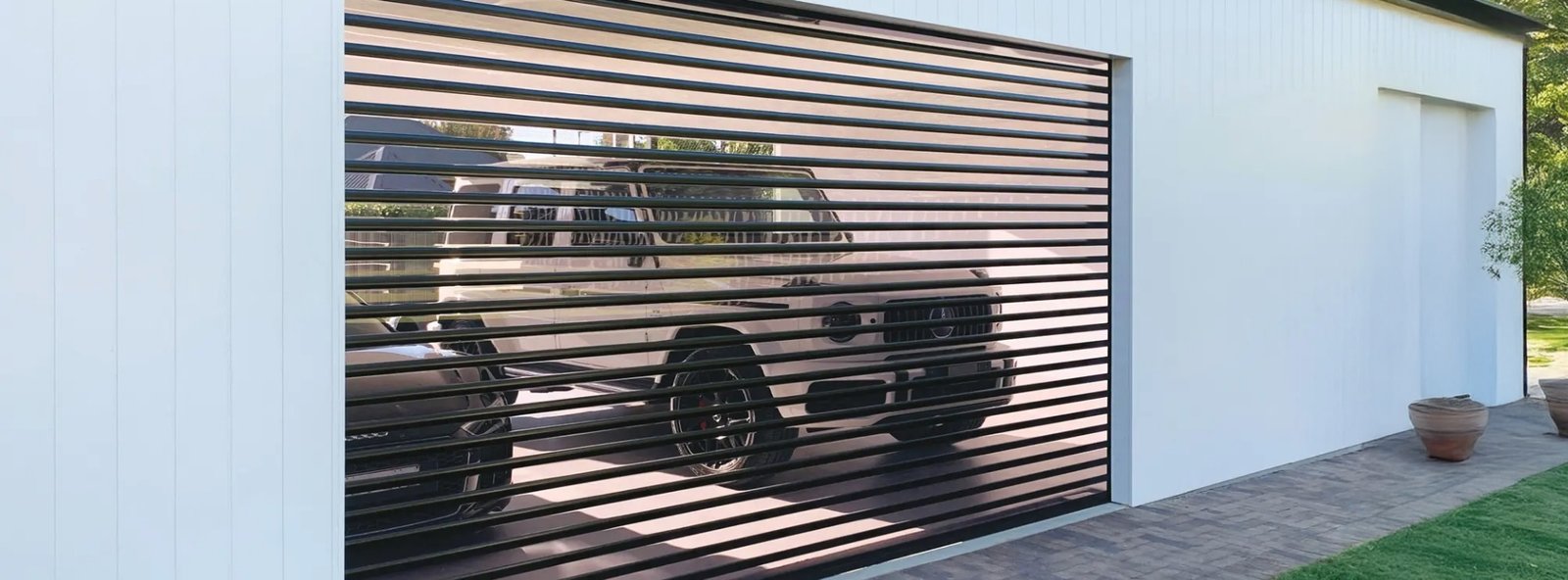 shaped-shutters-shaped-banner