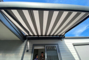 siena semi cassette folding amr awning 4