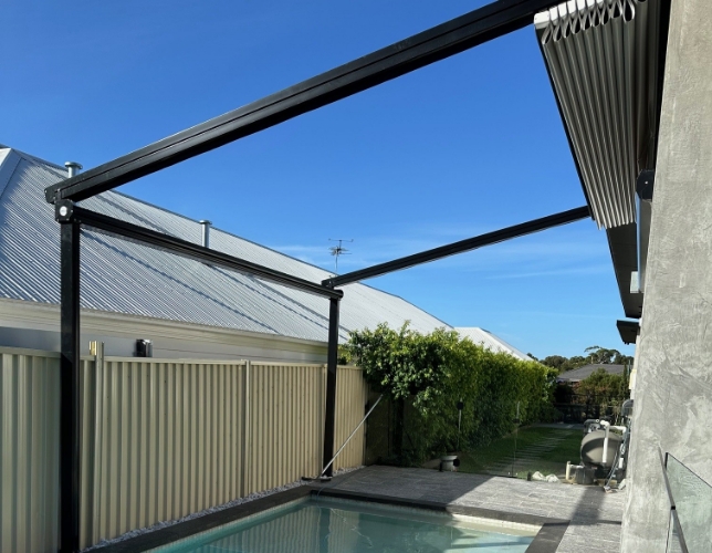 Retractable Outdoor Awnings