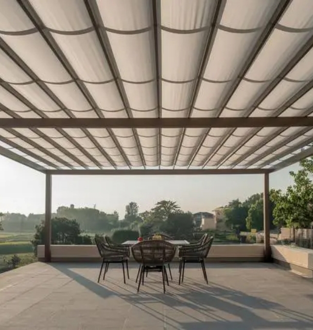 Retractable Outdoor Awnings
