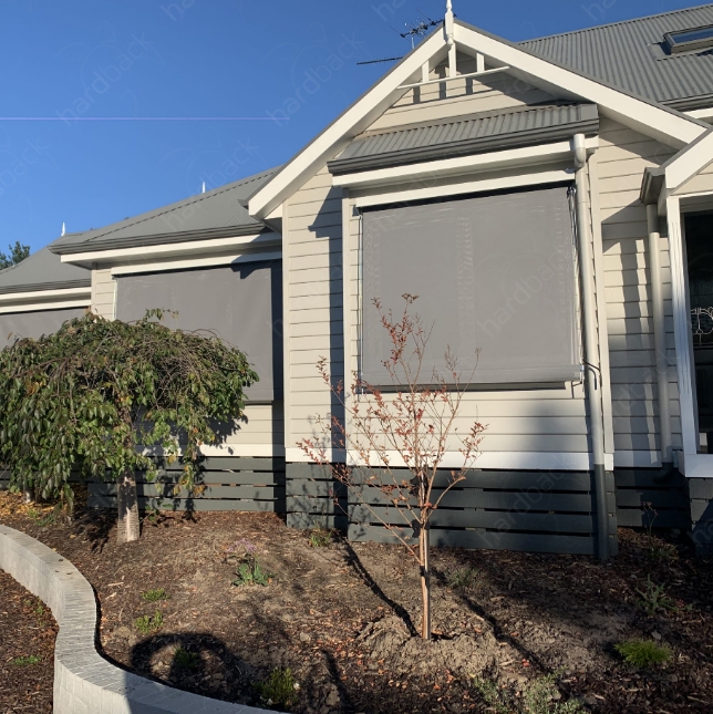 fixed-guided-awnings