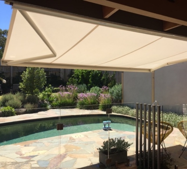 kumo full cassette folding arm awning