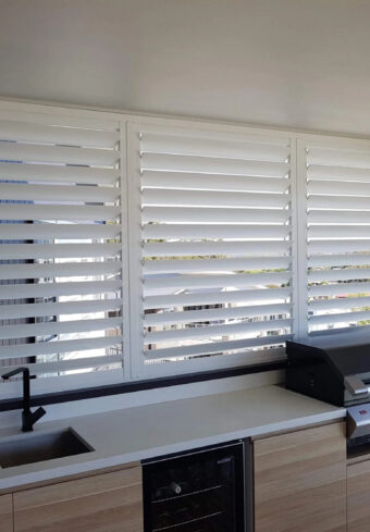 outdoor90mm external plantation shutters