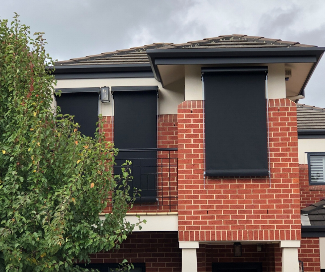 Traditional / Automatic Awnings